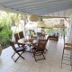 Gouter,manger,cuisiner et se régaler à l'ombre sur la terrasse....à vous de choisirLocation de villa Marie Galante - La Maison Casa Blue - Guadeloupe